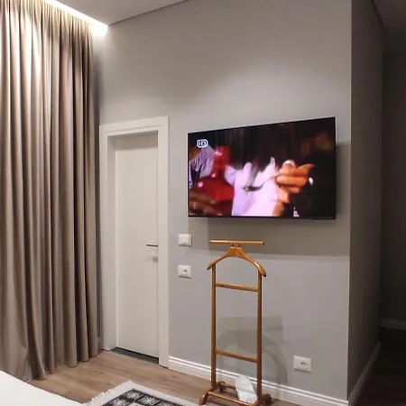 Arvi Boutique Hotel Lukovë