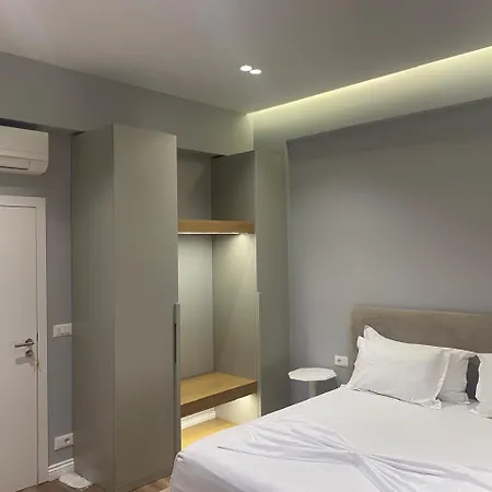 Arvi Boutique Hotel *